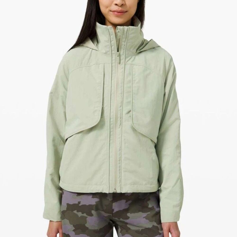 Lululemon Always Effortless Jacket - Grey Sage Green, Size 8 W4BSGS